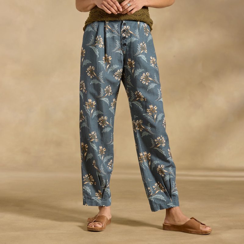 Benicia Pleated Pants. Petite